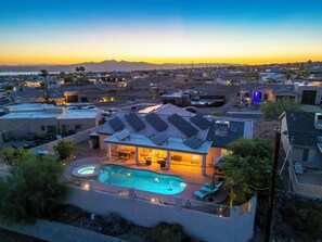 Exterior - Desert Horizon Retreat - Pool, Spa & Desert Views (Lake Havasu City)
