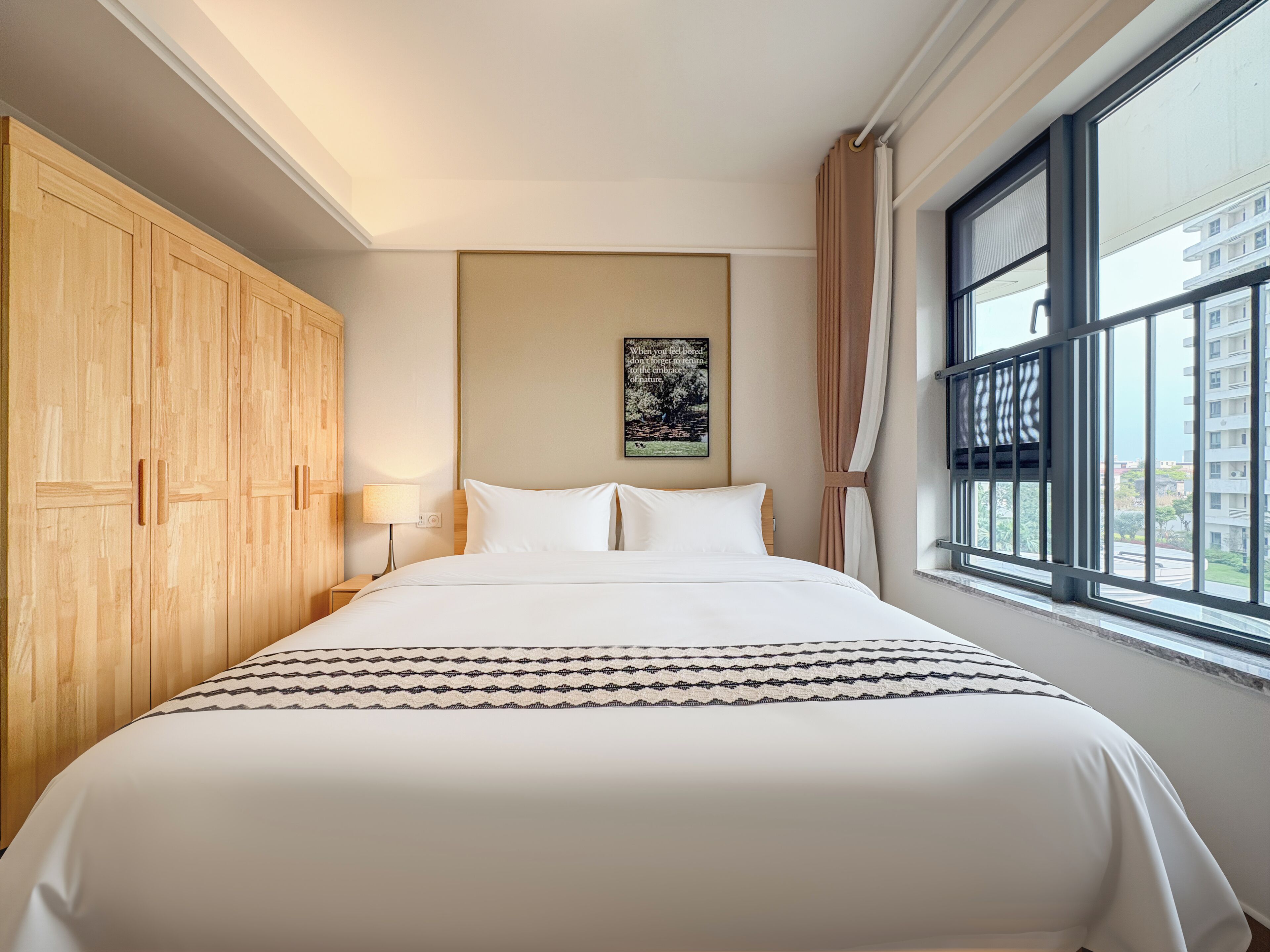 Suite clásica, vista al jardín | Wifi gratis 