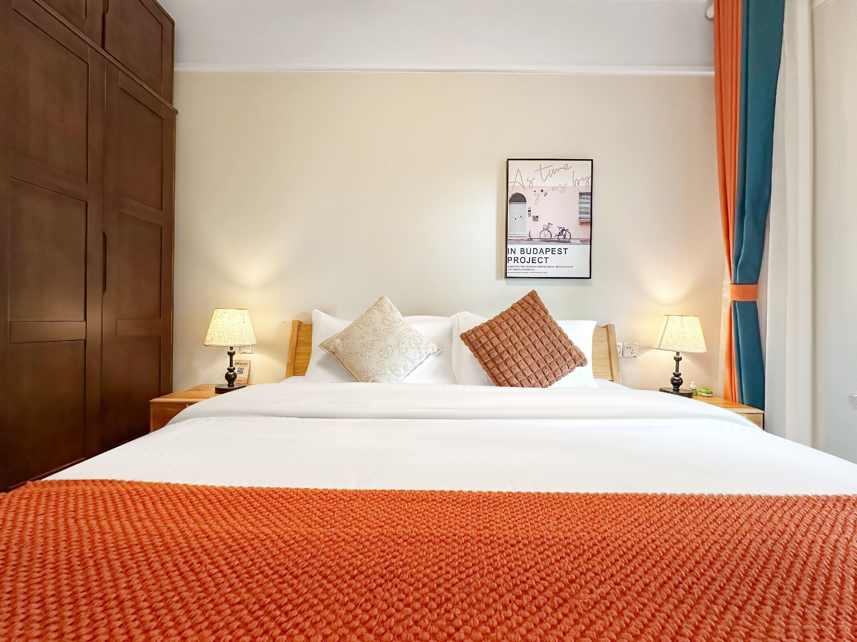 Suite ejecutiva, vista al jardín | Wifi gratis 