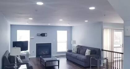 Spacious 7-bedroom Home Upper Marlboro Close To Wash DC, AFB, FT Washington,