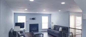 Spacious 7-bedroom Home Upper Marlboro Close To Wash DC, AFB, FT Washington,