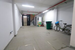Parking - Valora Residence West lake 31 Xuan Dieu (Hanoi)