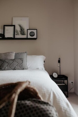 Comfort Double Room, 1 Queen Bed, Balcony, Garden View | Blackout curtains, iron/ironing board, free WiFi - Laurina Estate (Darawank)