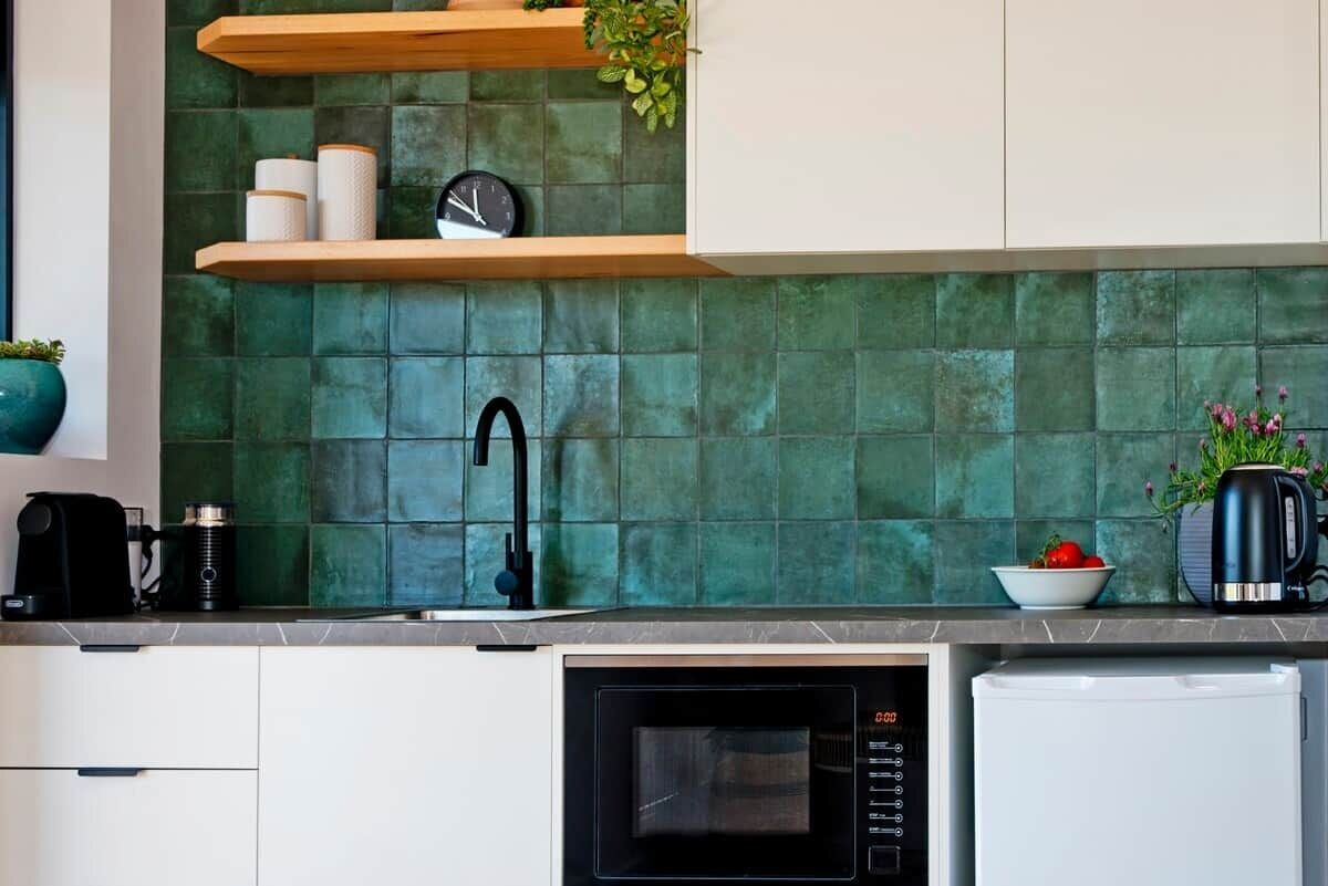 Fridge, oven