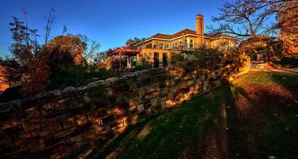 ‘52Views’ a private hilltop retreat with panoramic views