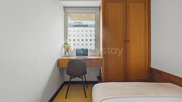 Desk, laptop workspace, iron/ironing board, free WiFi