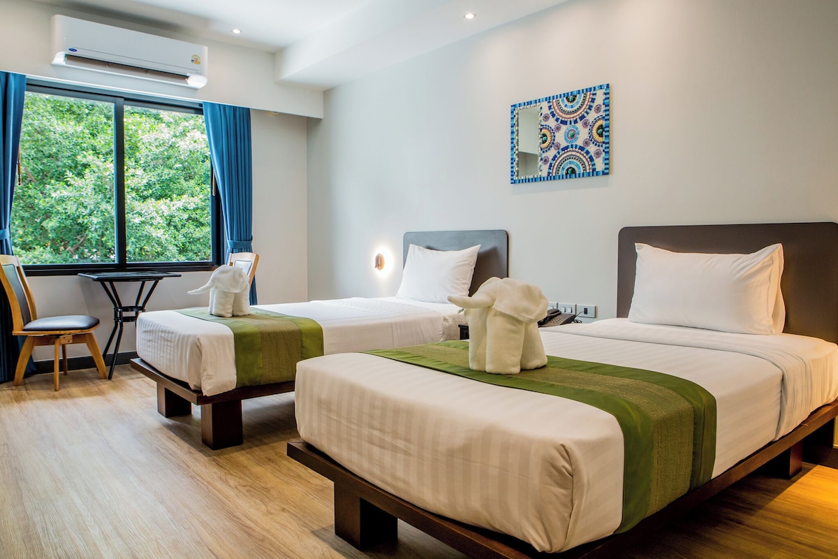 Standard Room, 2 Single Beds, City View | In-room safe, desk, laptop workspace, free WiFi