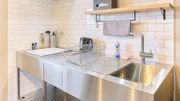 Casa básica, 3 habitaciones, vistas a la ciudad | Cocina privada
