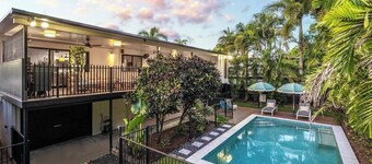 Resort-Style Family Retreat Pool, BBQ & Tropical