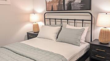 1 chambre, fer et planche à repasser, Wi-Fi, literie fournie