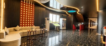 Clover Hotel & Spa