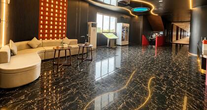 Clover Hotel & Spa