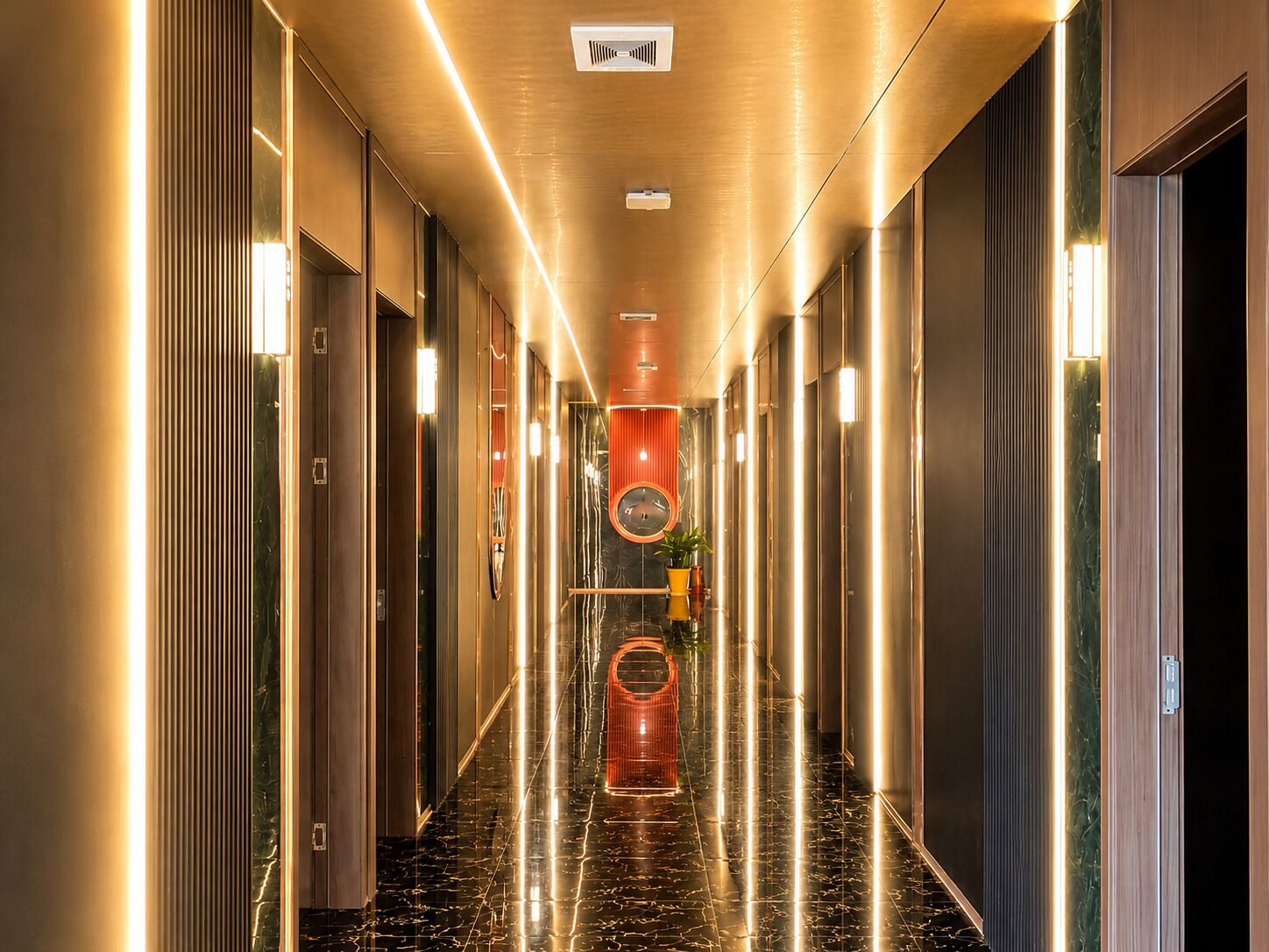 Couples treatment rooms, Turkish bath, body treatments, hydrotherapy