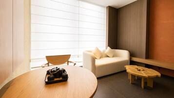 Superior Double Room | Living area