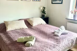 2 bedrooms, Internet, bed sheets - Cozy 2-bedroom apartment, close to downtown (Aalborg)