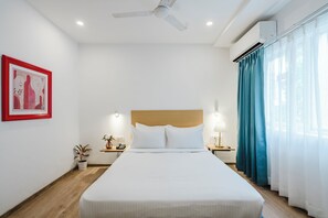 Deluxe Double Room | Room amenity