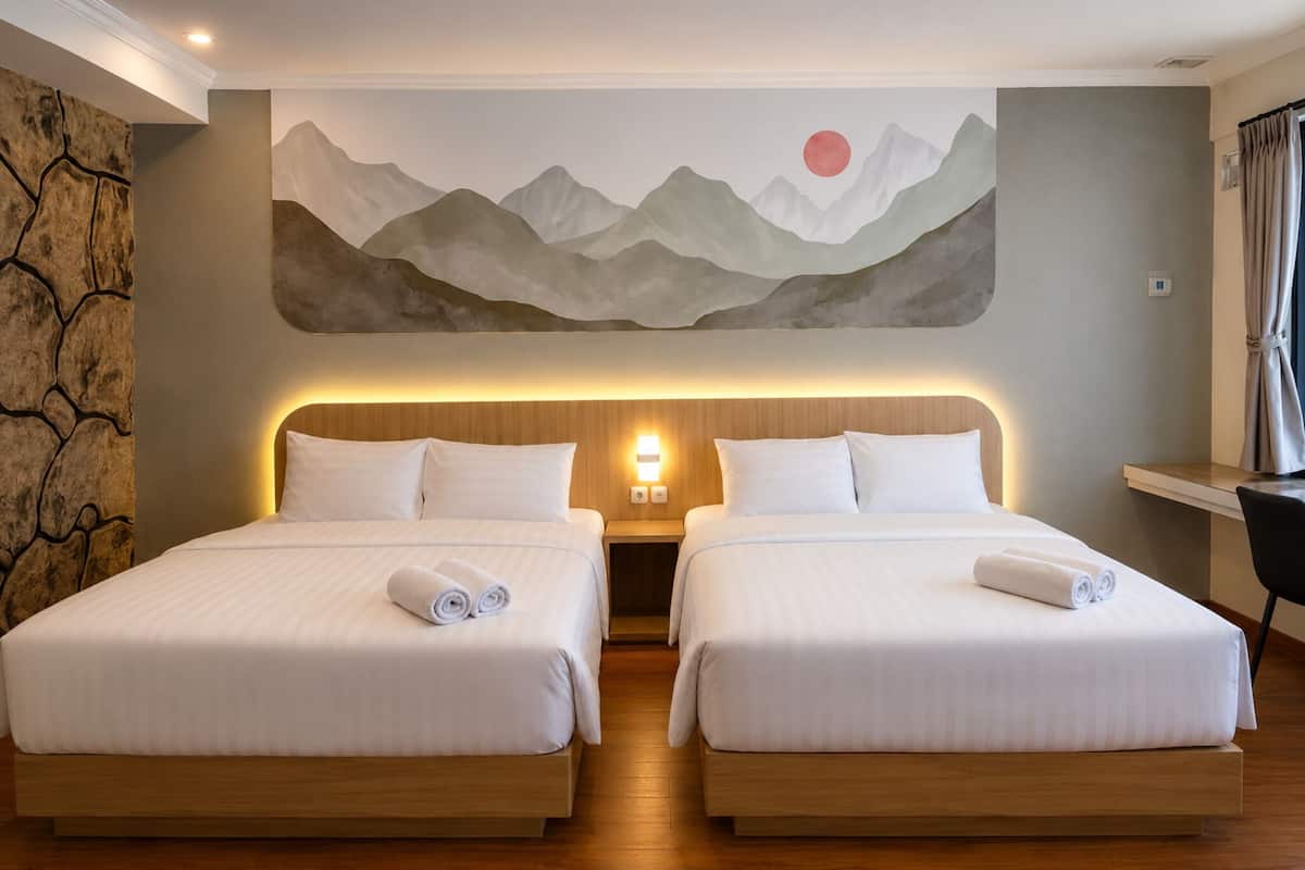 Habitación Deluxe, balcón, vista a la colina | Escritorio, espacio para trabajar con laptop y wifi gratis