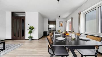 Apartment | In-room dining