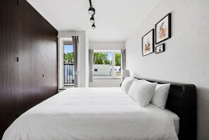 Apartment | Desk, iron/ironing board, free cots/infant beds, free WiFi - LEADIT STAY BAKIN (Sapporo)