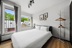 Apartment | Desk, iron/ironing board, free cribs/infant beds, free WiFi - LEADIT STAY BAKIN (Sapporo)