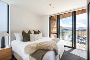 Clubhouse Apartments: 3 Bedroom