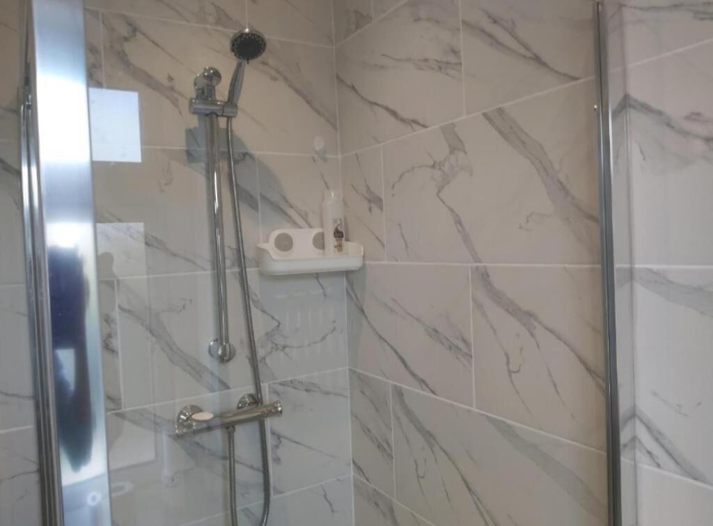 Standard-Doppelzimmer | Badezimmer