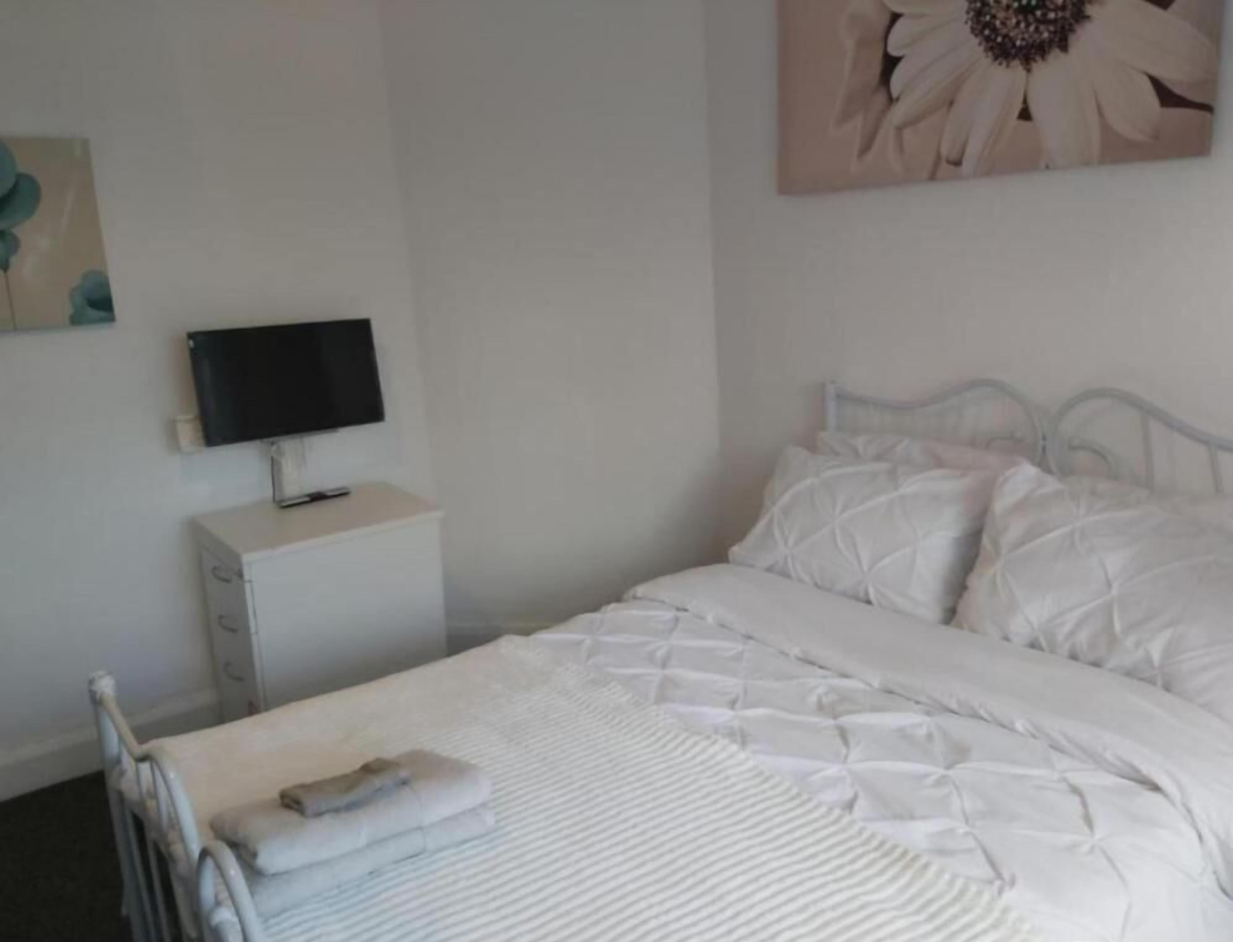 Double Room | Free WiFi