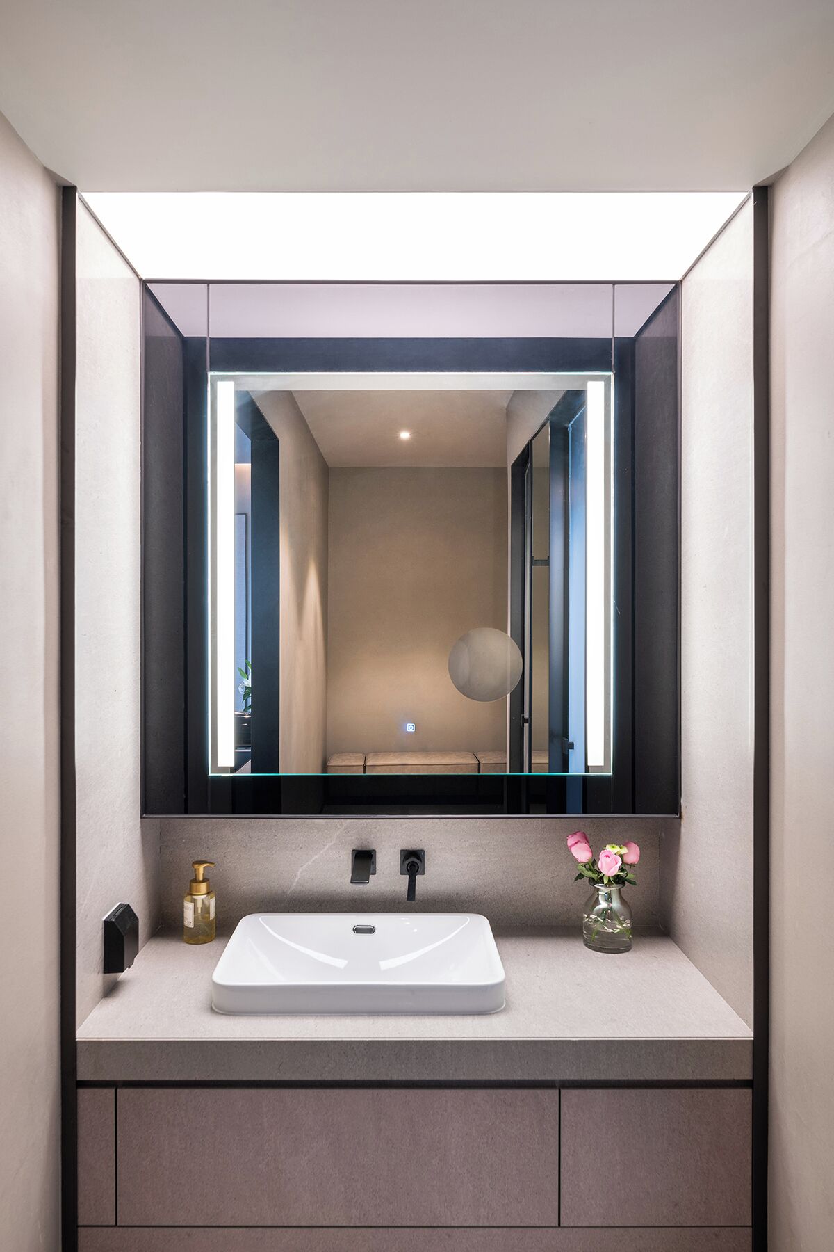 Habitación individual básica | Baño | Zapatillas