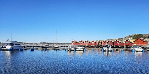 Beachfront Apartments in Ellös | SE09186