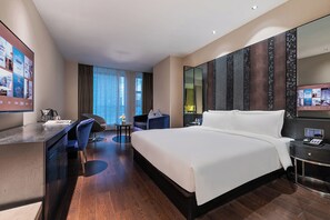 In-room safe, desk, laptop workspace, blackout curtains - Cristal Orange Hotel Binjiang Olympic  (Hang Zhou Shi)