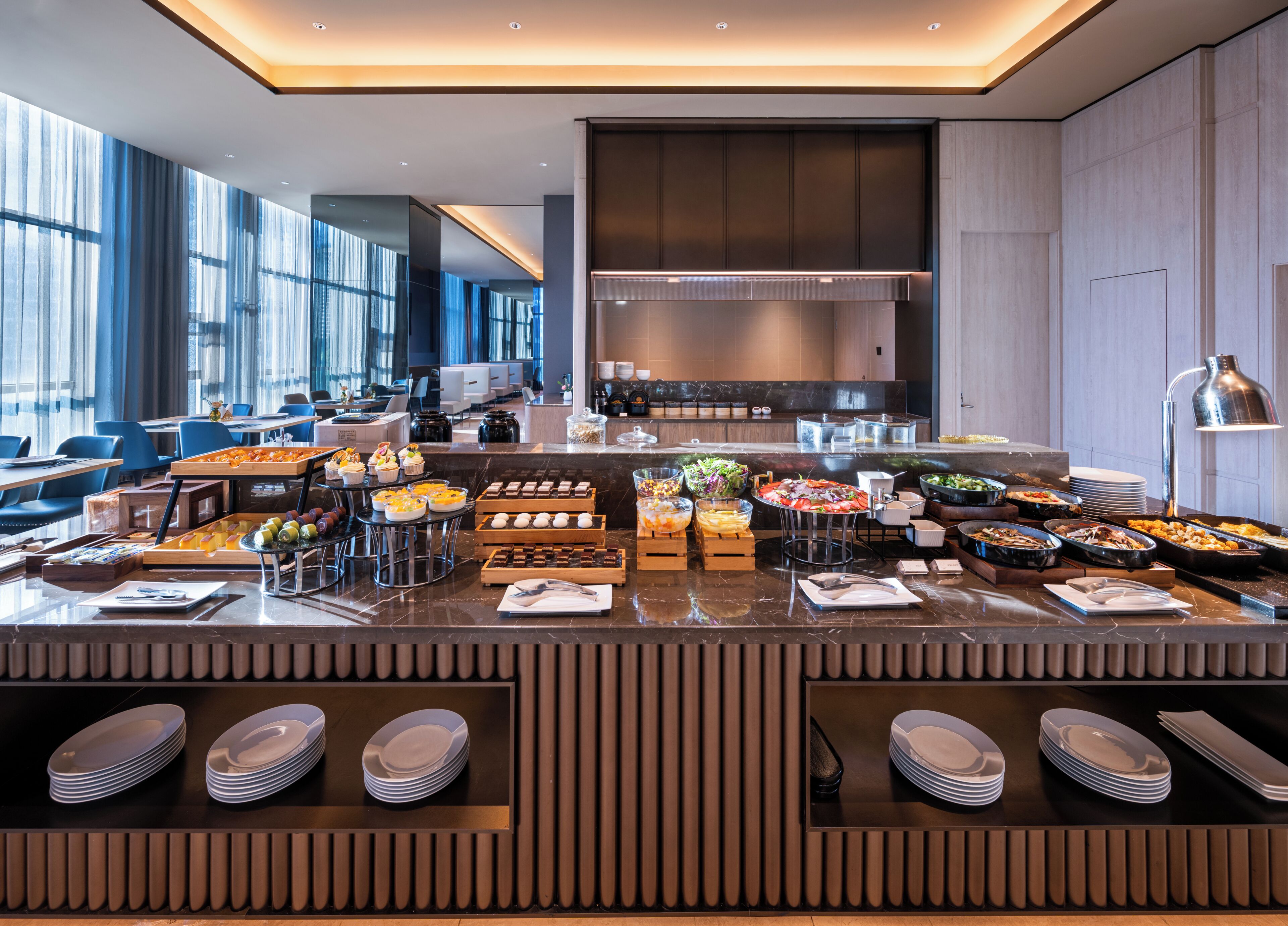 Daily buffet breakfast for a fee