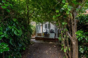Exterior - Peaceful Cambridge Haven - walk to Addenbrookes (Cambridgeshire)