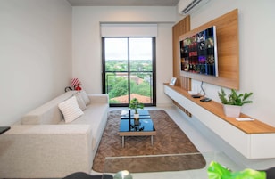 Apartment, City View | Living area