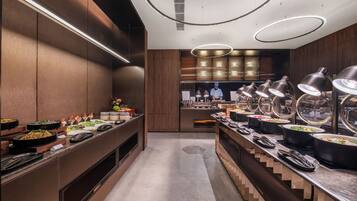 Daily buffet breakfast for a fee