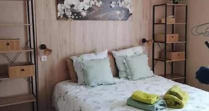 Papillon Apartment – Wi-Fi & Parking Included