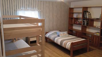 2 bedrooms, iron/ironing board