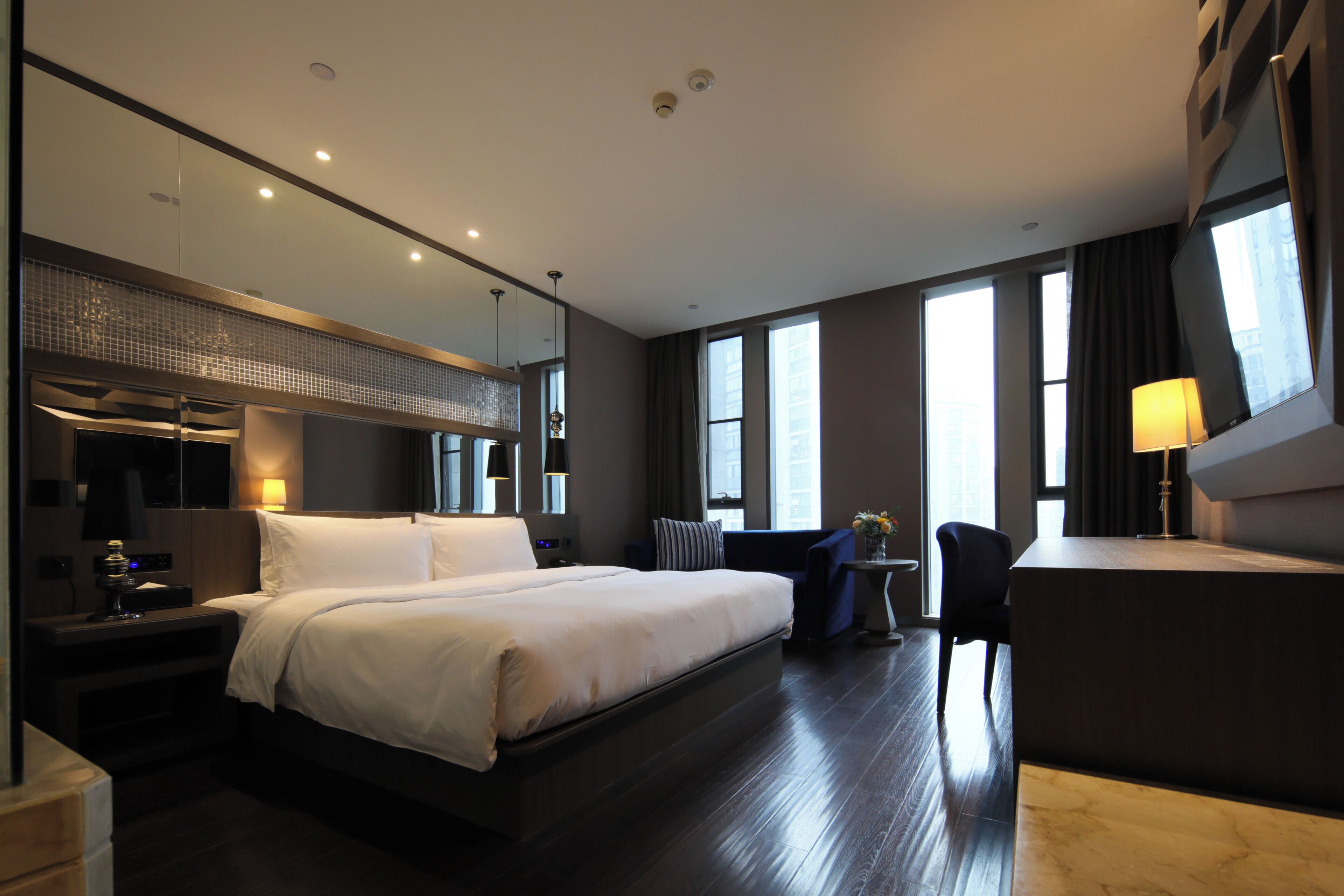 In-room safe, desk, laptop workspace, blackout curtains