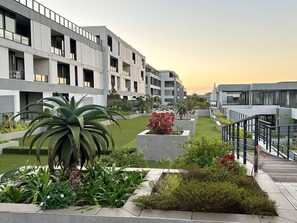 Property grounds - Luxury 3 Bedroom Penthouse - Umhlanga Rocks (uMhlanga)