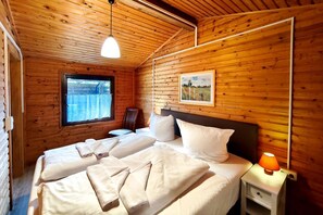 WiFi, bed sheets - Seeluft Vacation Bungalow - "Sonnenschein" Vacation Rental with Terrace Near a Sandy Beach (Loddin)