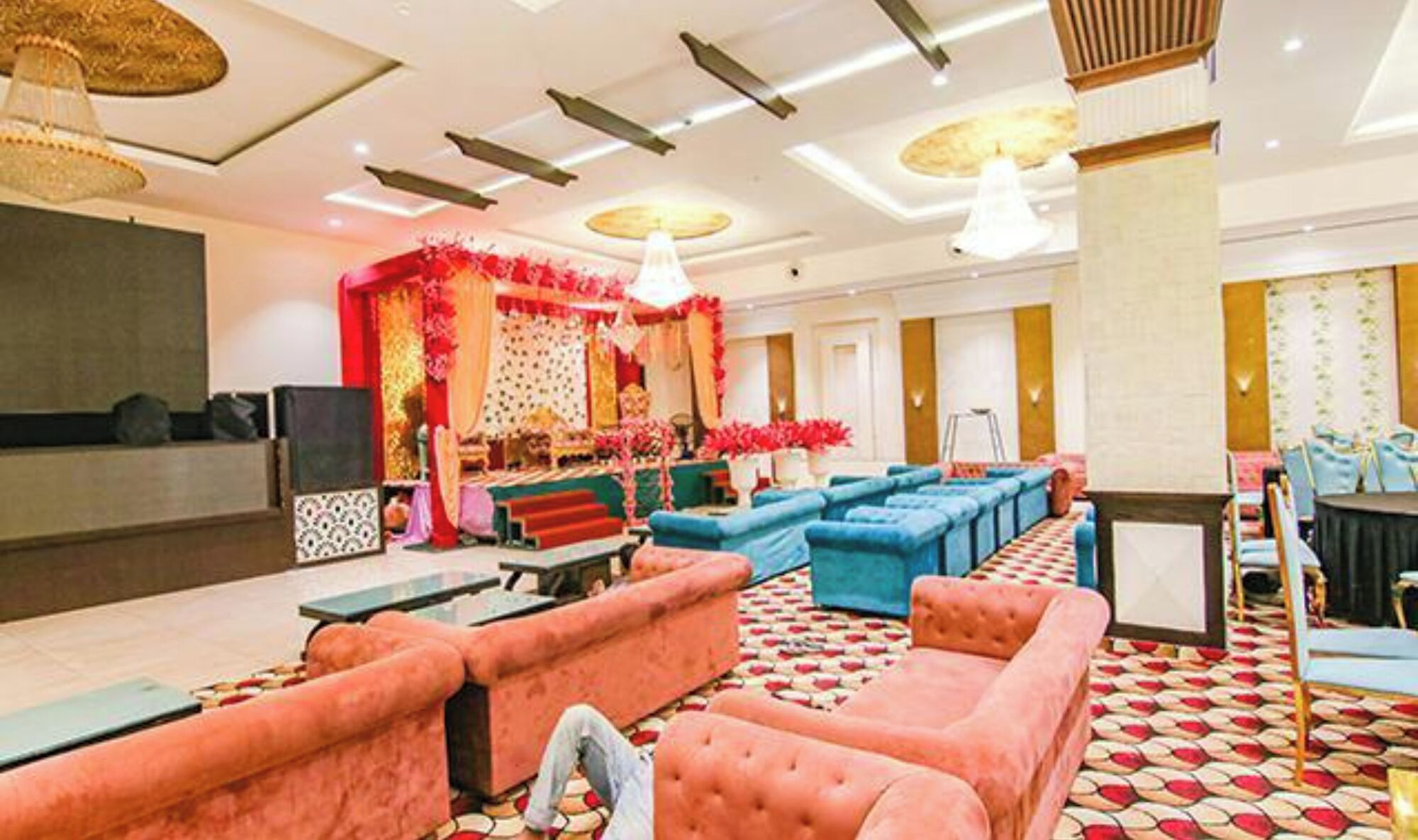 Banquet hall