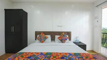 In-room safe, desk, free WiFi, bed sheets