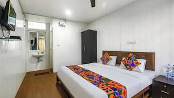In-room safe, desk, free WiFi, bed sheets