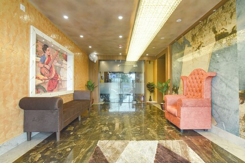 Fabhotel Prime Grand Plaza