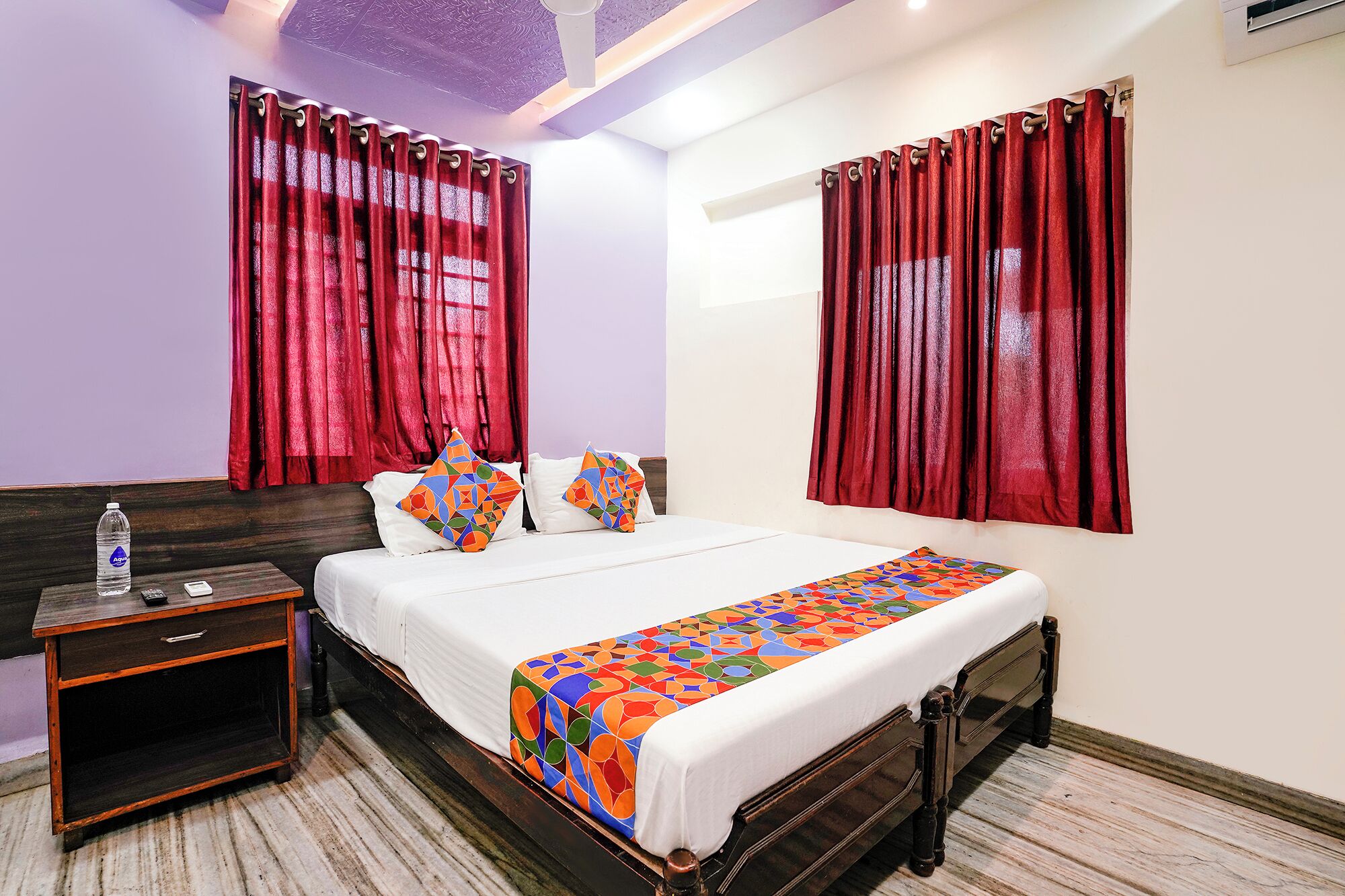 Premium Room | Egyptian cotton sheets, premium bedding, in-room safe, desk