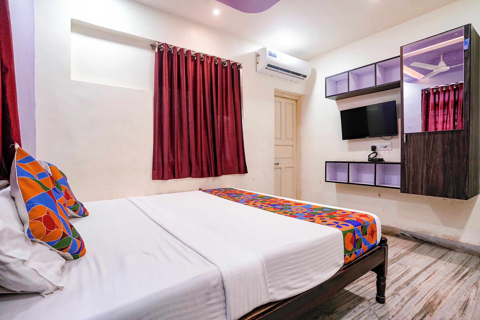 Habitación Premium | Sábanas de algodón egipcio y ropa de cama de alta calidad 
