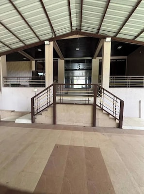 Interior - Fabhotel Riverstone Resort (Pen)