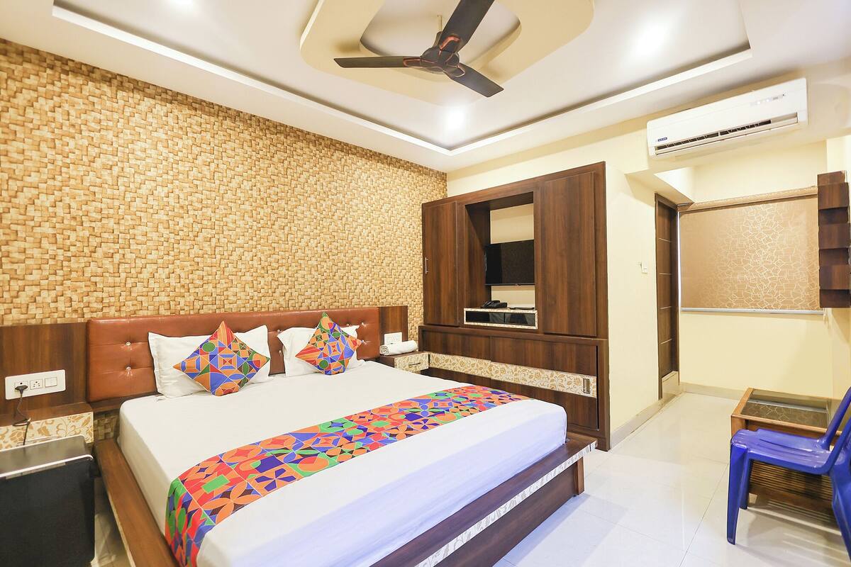 Deluxe Room | Egyptian cotton sheets, premium bedding, WiFi (free), bed sheets