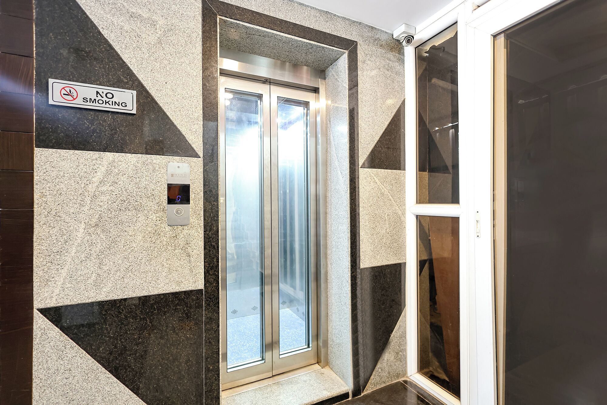Elevator
