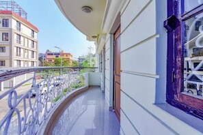 Balcony - Fabhotel New Kolkata Residency Inn (Kolkata)