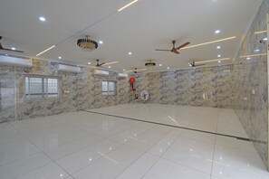Banquet hall - Fabhotel Sushmitha Inn (Hanmakonda)